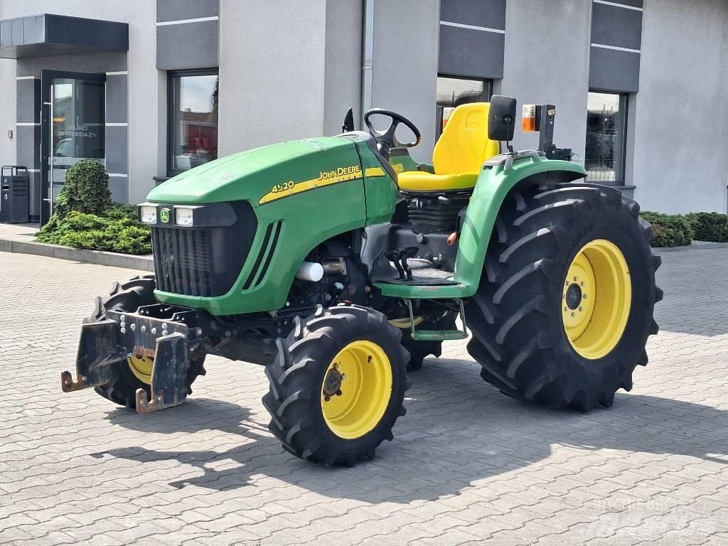 John Deere 4520 Traktorid