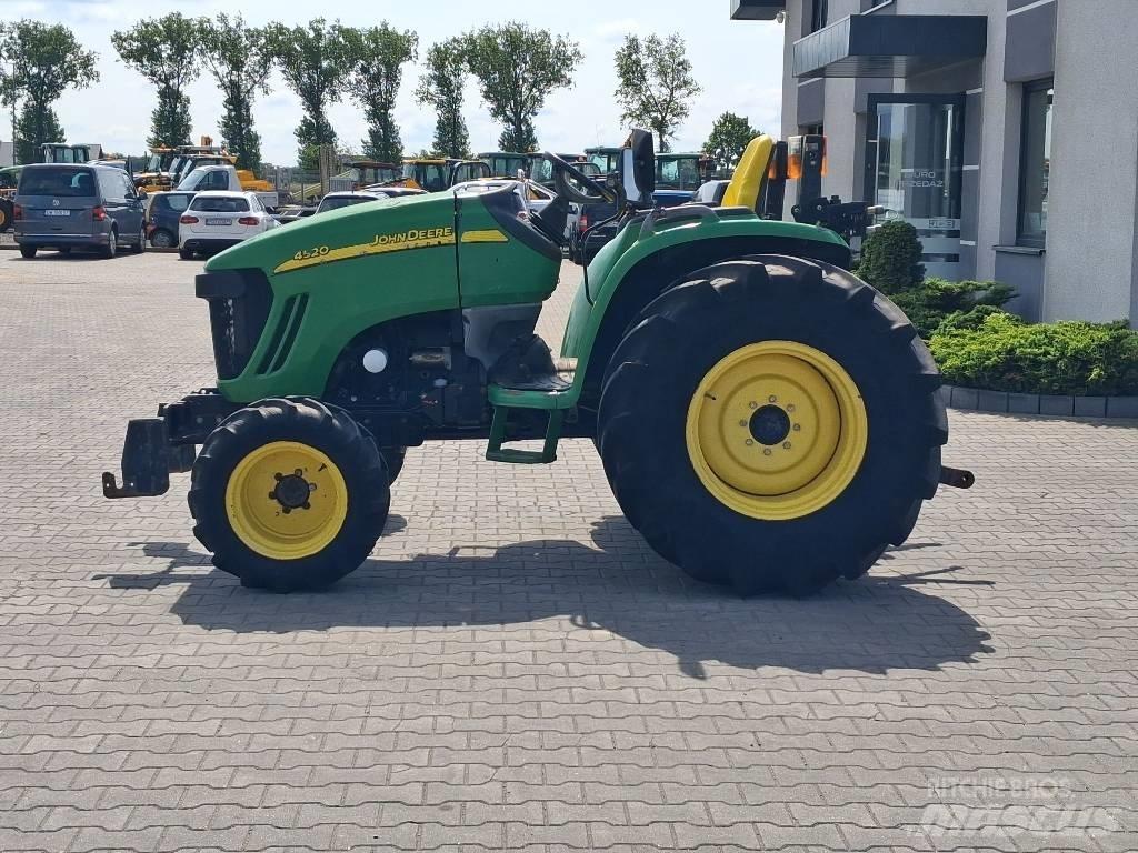 John Deere 4520 Traktorid