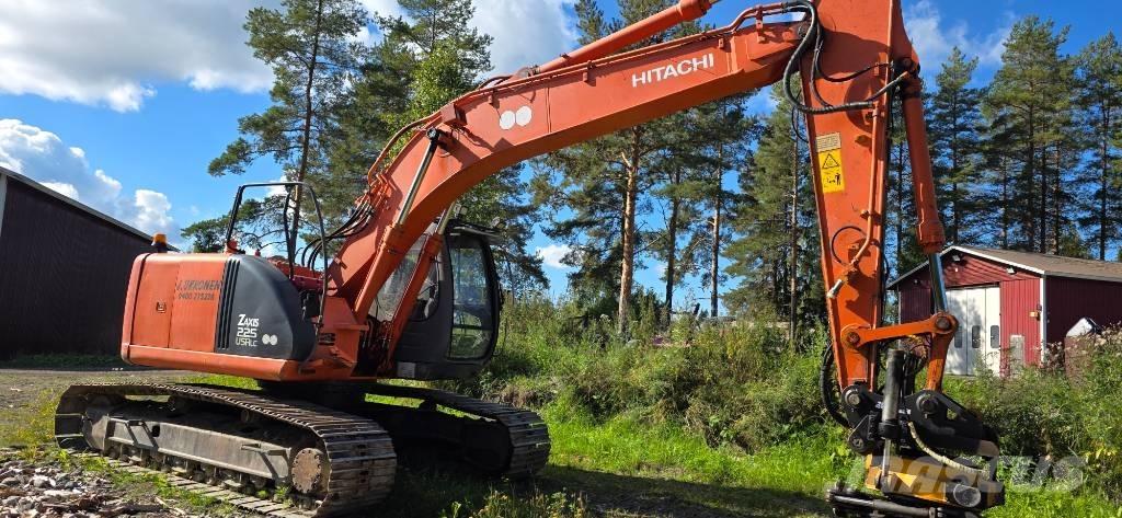 Hitachi ZX 225 USR Roomikekskavaatorid