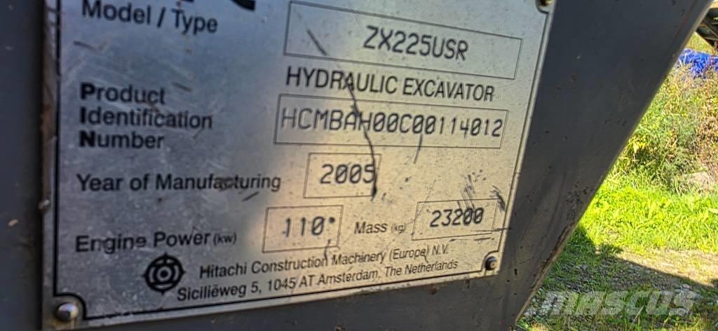 Hitachi ZX 225 USR Roomikekskavaatorid