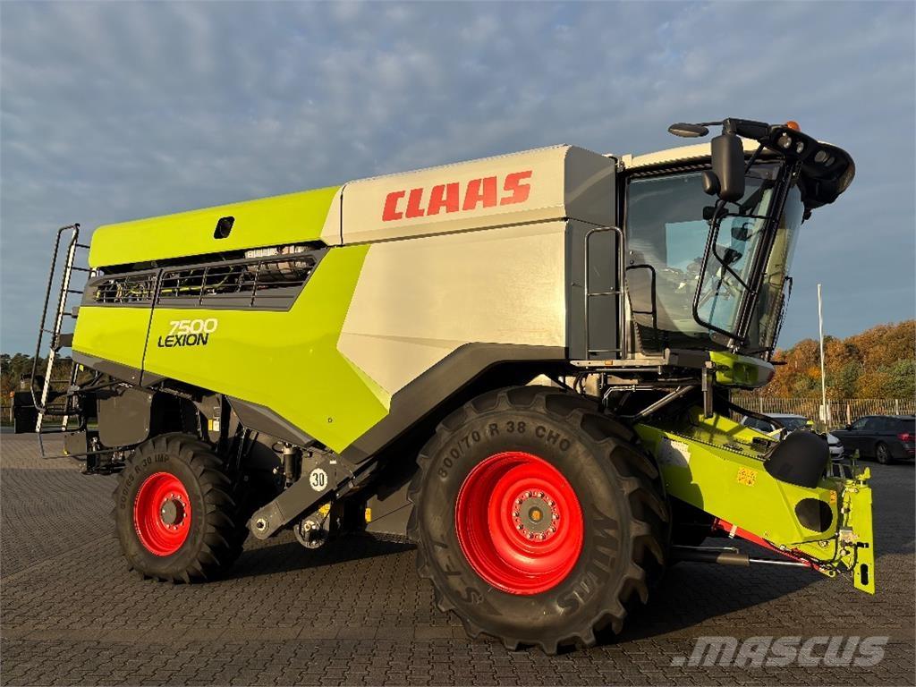 CLAAS LEXION 7500 Teraviljakombainid