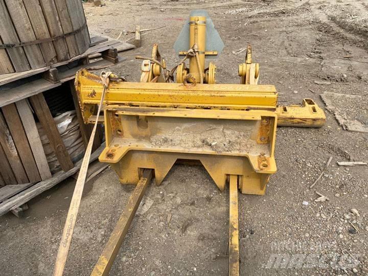 CAT 140 H Ripper Muud osad