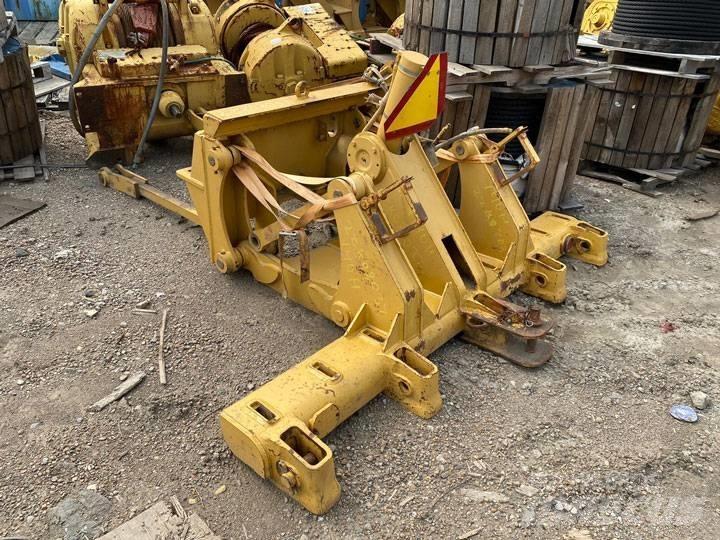 CAT 140 H Ripper Muud osad