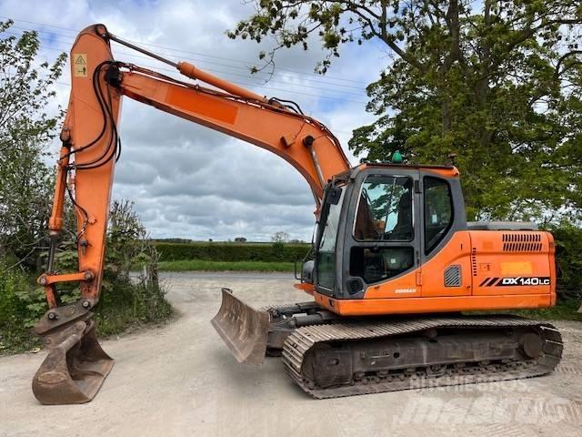 Doosan DX 140 LC Roomikekskavaatorid