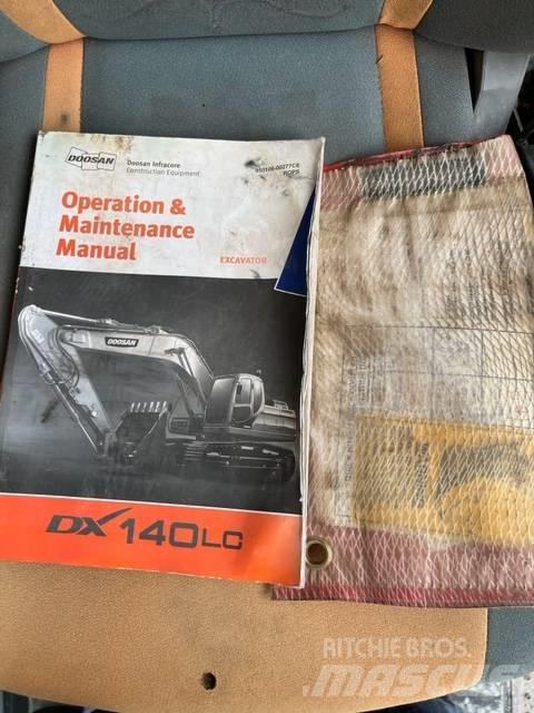 Doosan DX 140 LC Roomikekskavaatorid
