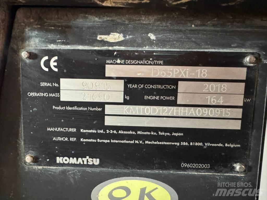 Komatsu D65PXi-18 Buldooserid