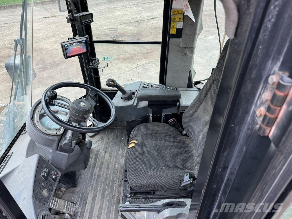 CAT 938 H Rataslaadurid