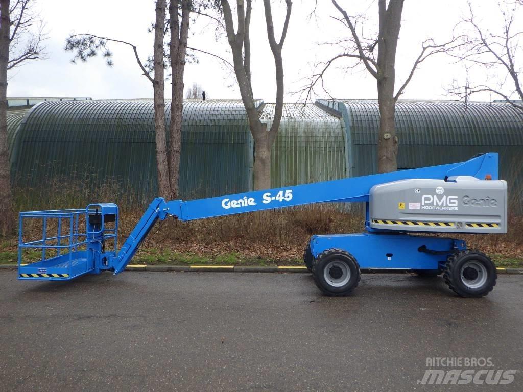 Genie S45 Teleskoop poomtõstukid
