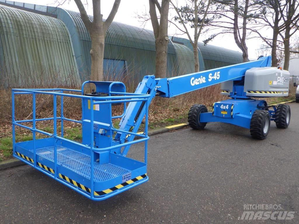 Genie S45 Teleskoop poomtõstukid