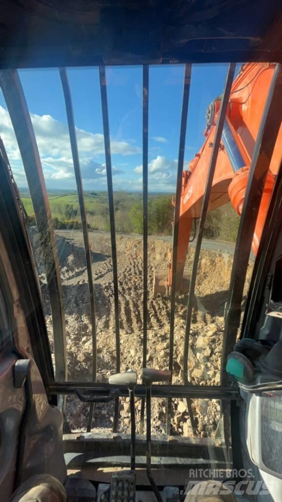 Hitachi Zaxis 450 LC Roomikekskavaatorid