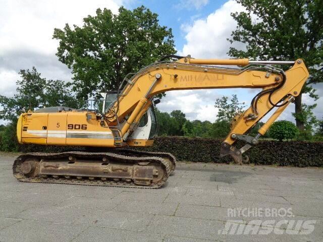 Liebherr R906LC Roomikekskavaatorid