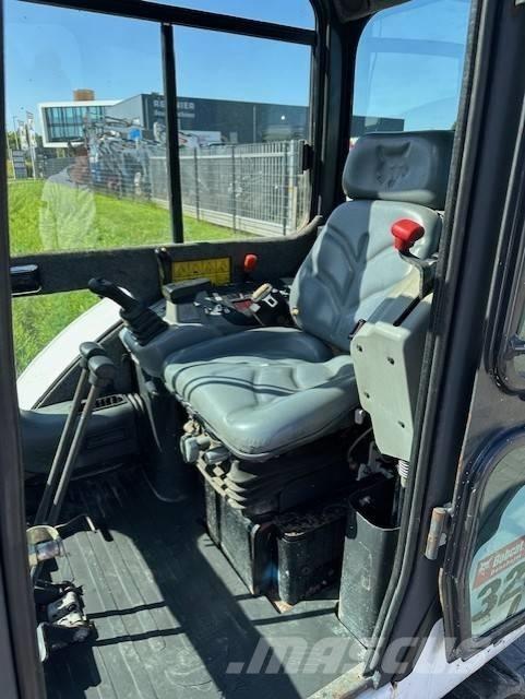 Bobcat 328 Miniekskavaatorid < 7 t
