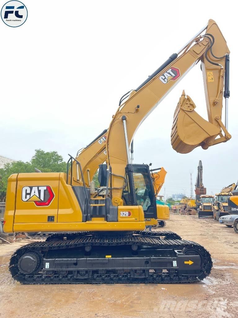 CAT 320 Roomikekskavaatorid