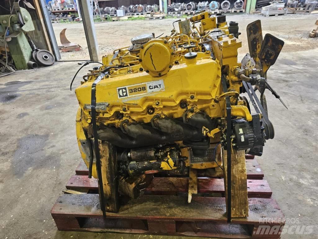 CAT 3208 Mootorid