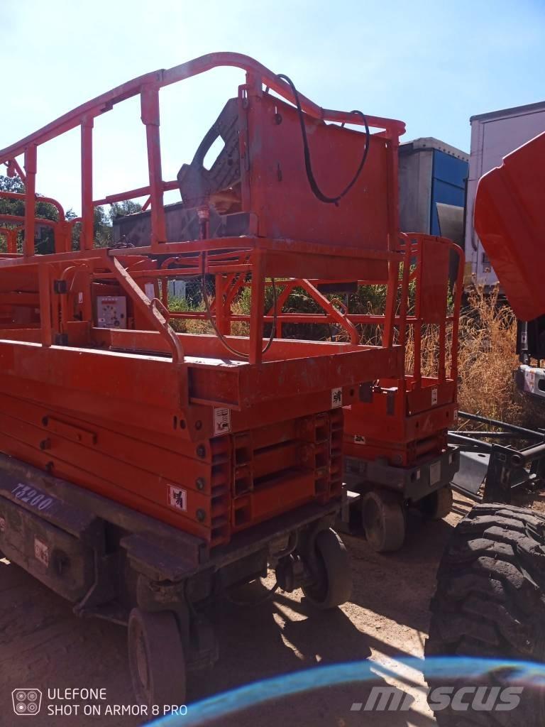 JLG 3246 ES Käärtõstukid