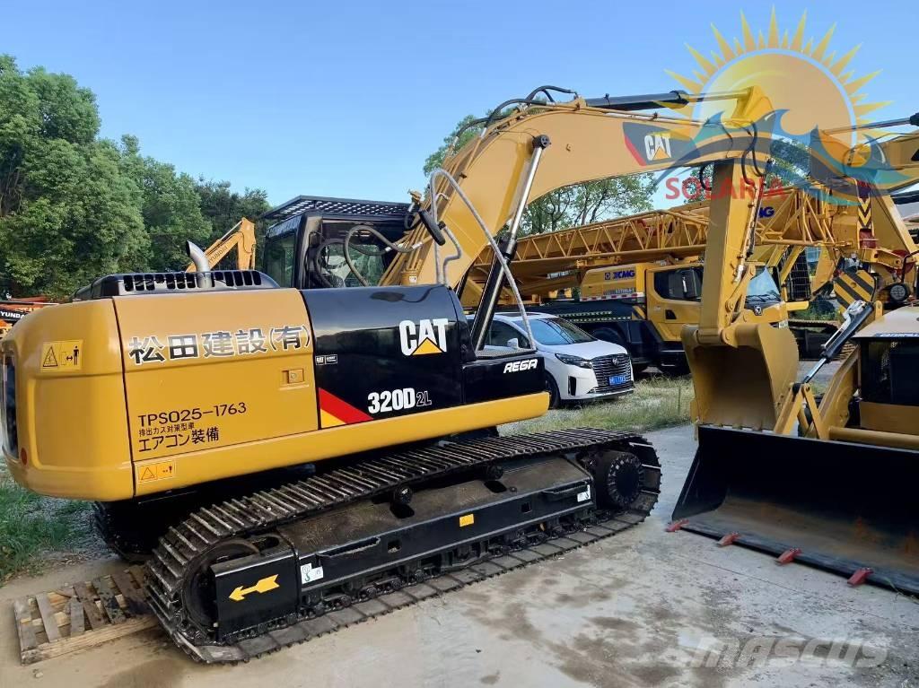 CAT 320 D Roomikekskavaatorid