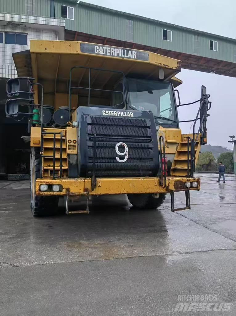 CAT 777E Liigendraamiga pinnaseveokid