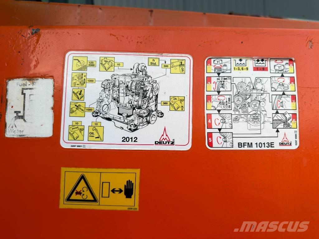 Hamm GRW15 Pneumorehvidega rullid