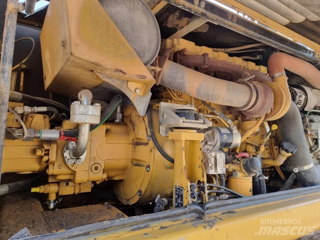 CAT M316 D II Ratasekskavaatorid