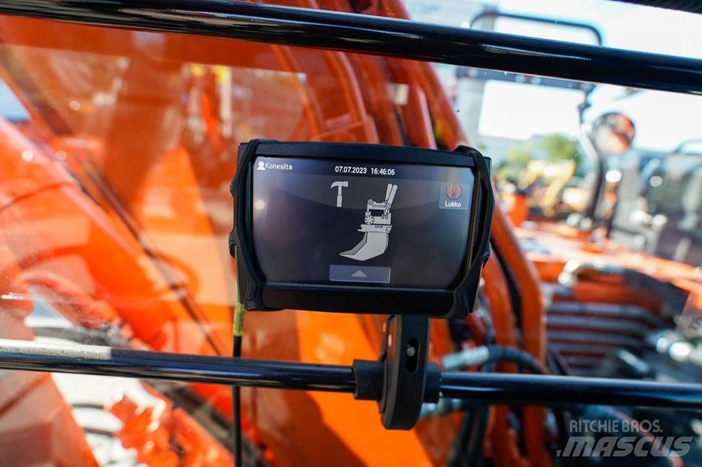 Hitachi ZX 140 W-6 Ratasekskavaatorid
