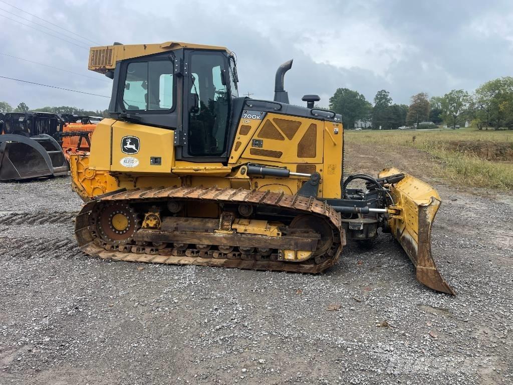 John Deere 700 KLGP Buldooserid