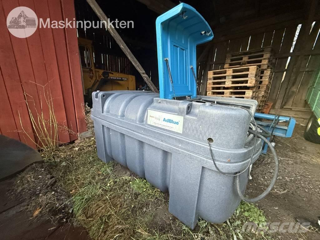  Fortis Ad-Blue tank Mahutid