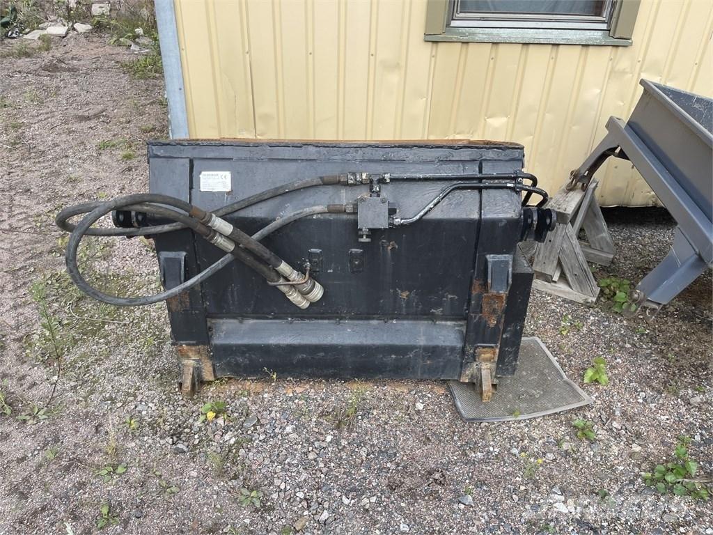  Vilakone Hiekotin Väiketraktorite lisaseadmed