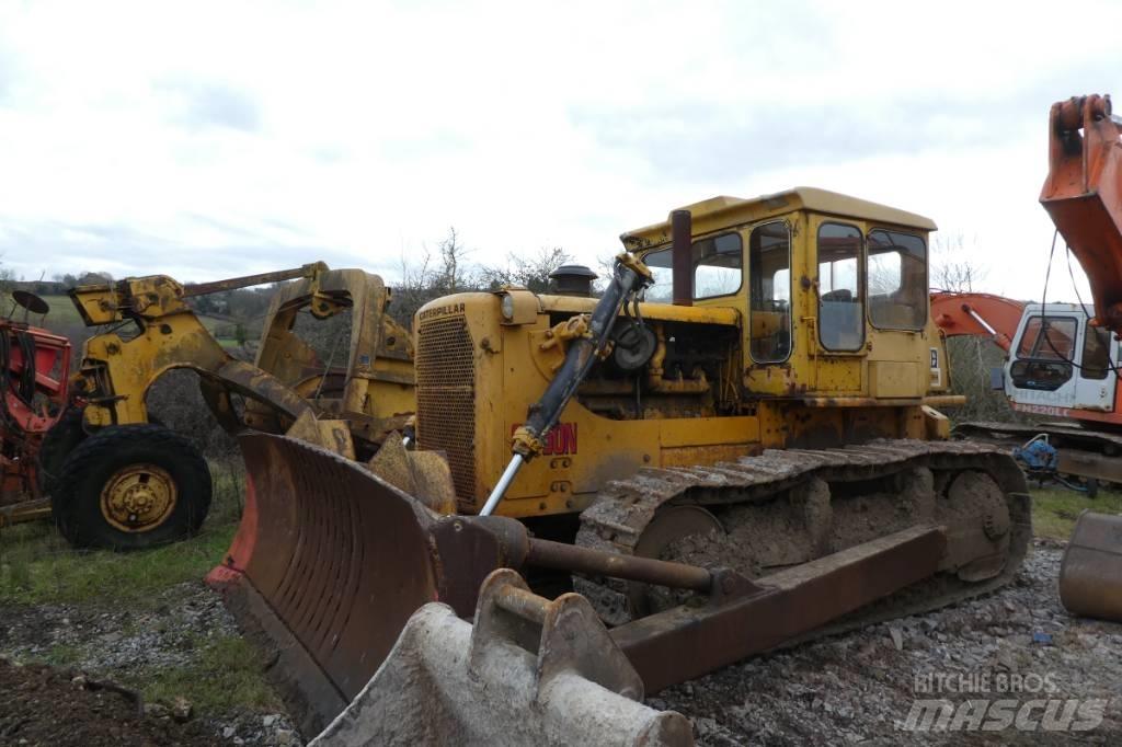 CAT D 8 H Buldooserid