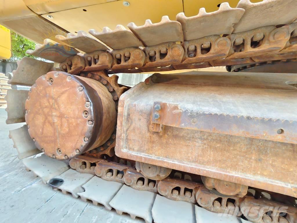 Komatsu PC 400-7 Roomikekskavaatorid