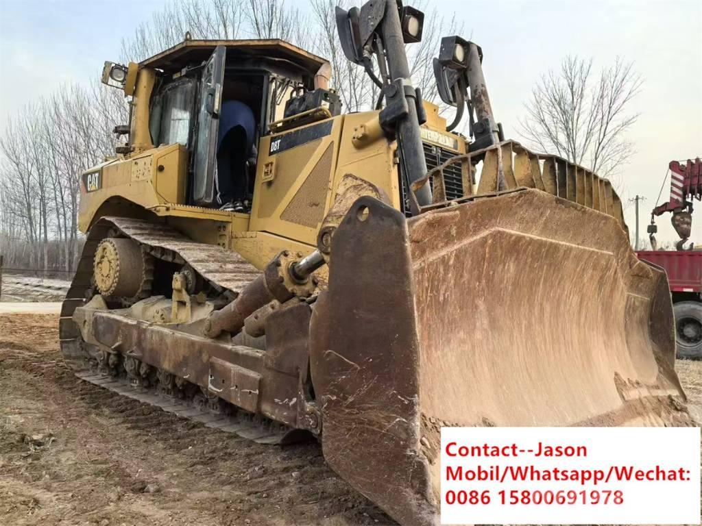 CAT D 8 T Buldooserid