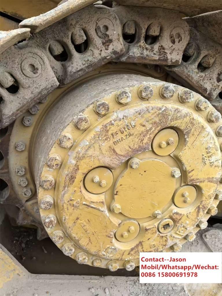 CAT D 8 T Buldooserid