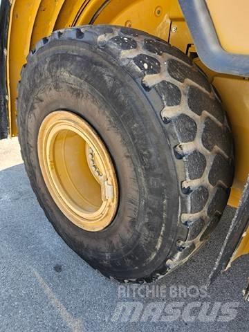 CAT 962 H Rataslaadurid