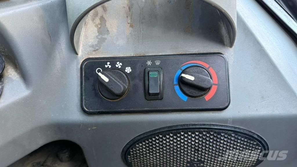 Bobcat T 590 Kompaktlaadurid