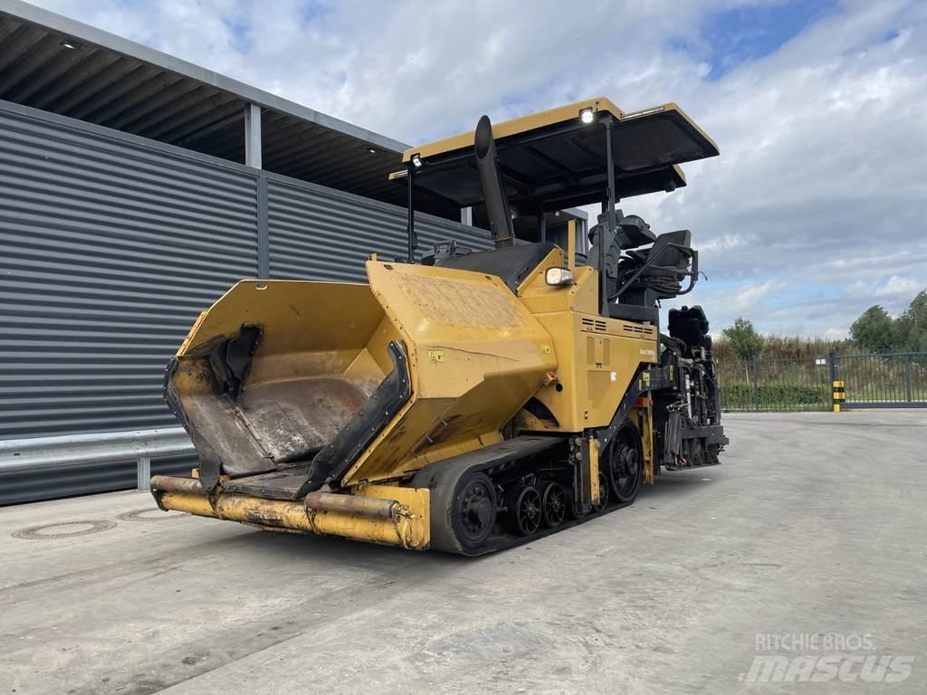 CAT AP555F Asfaldilaoturid