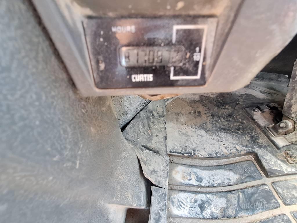 Doosan DL 300 Rataslaadurid