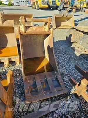 CAT M 322 D Ratasekskavaatorid