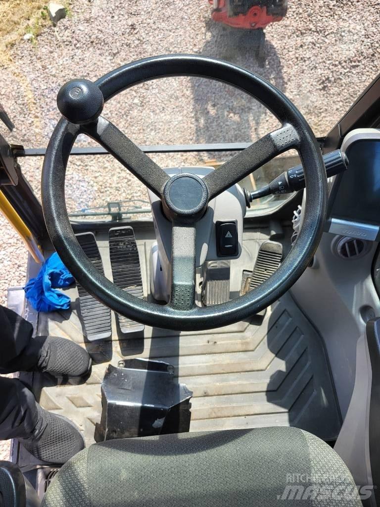 Volvo EW 160 D Ratasekskavaatorid