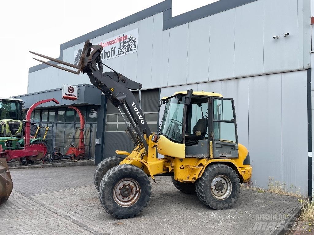 Volvo L 30 B Rataslaadurid