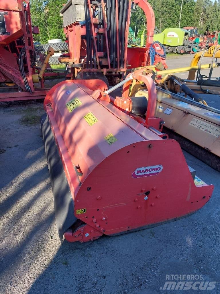 Maschio Tornado 280 Karjamaade niidukid / pealselõikurid