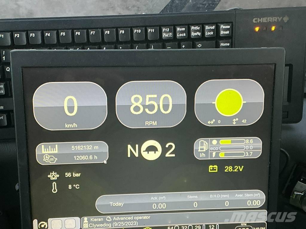 Komatsu 901 TX Harvesterid