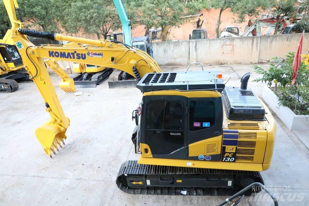 Komatsu PC 130-7 Roomikekskavaatorid