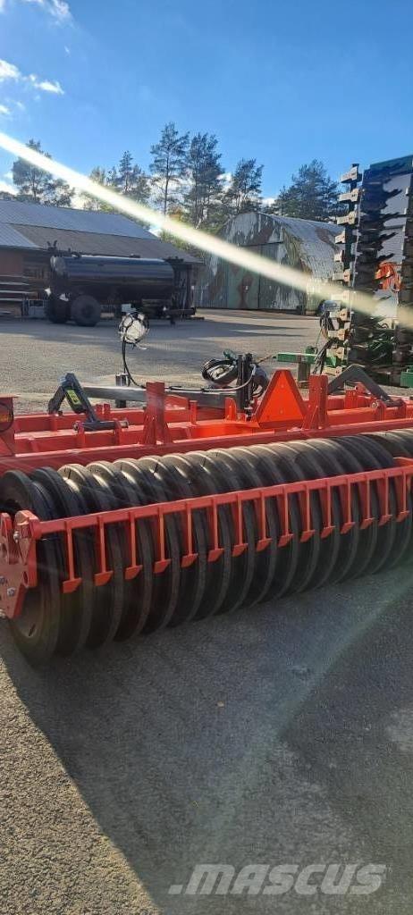 Tume D Harrow 400 Randaalid