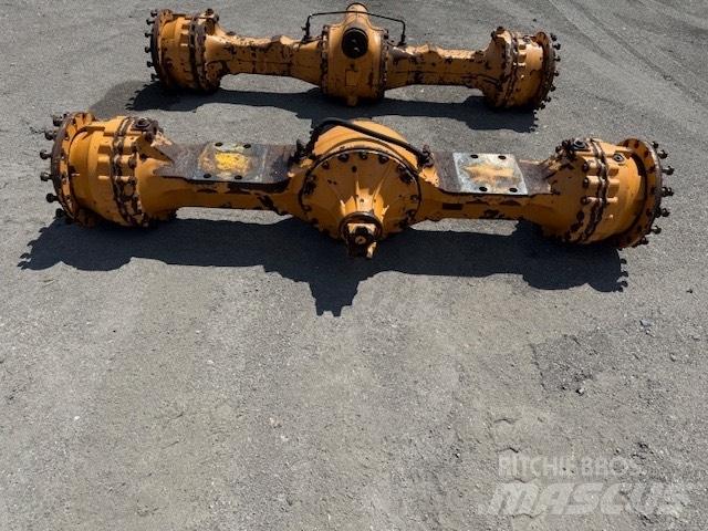 CASE 821 E AXLES Sillad