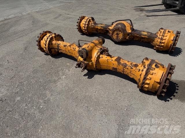 CASE 821 E AXLES Sillad