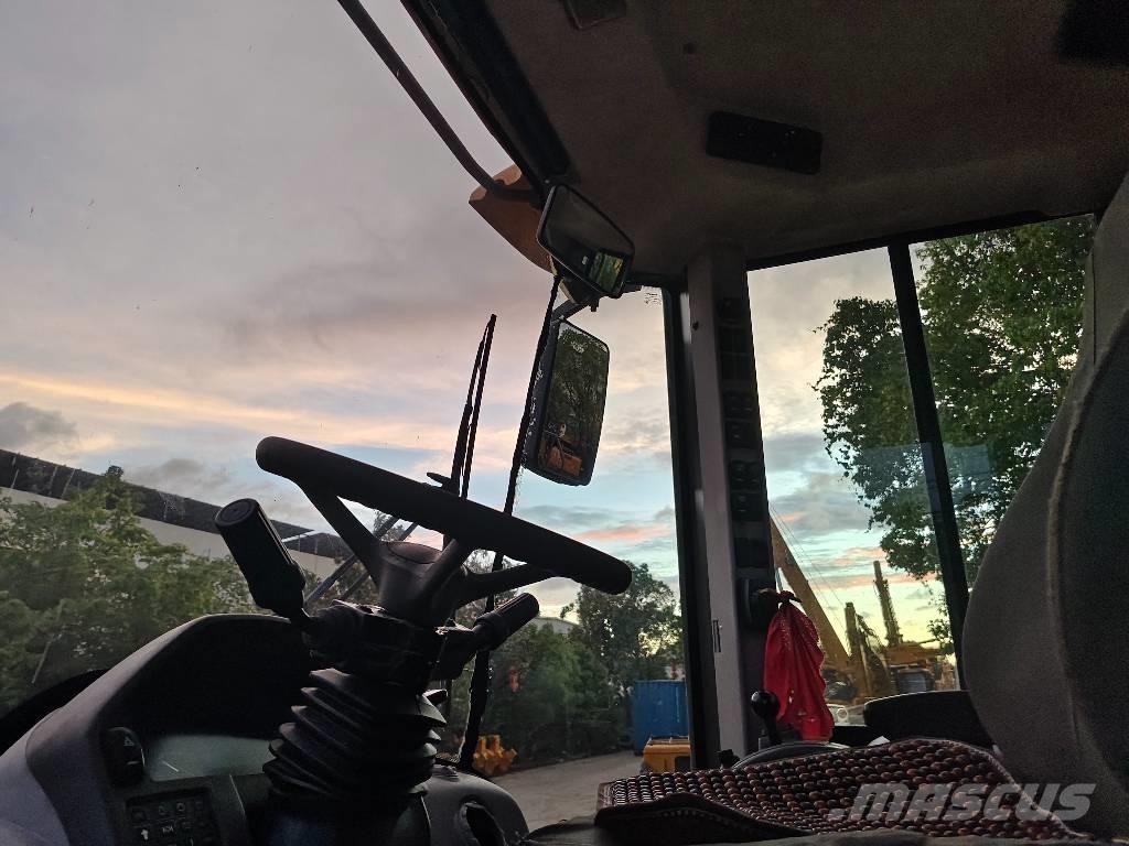 Volvo L 120 Rataslaadurid