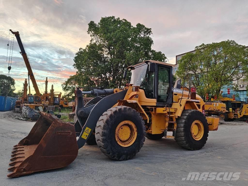 Volvo L 120 Rataslaadurid