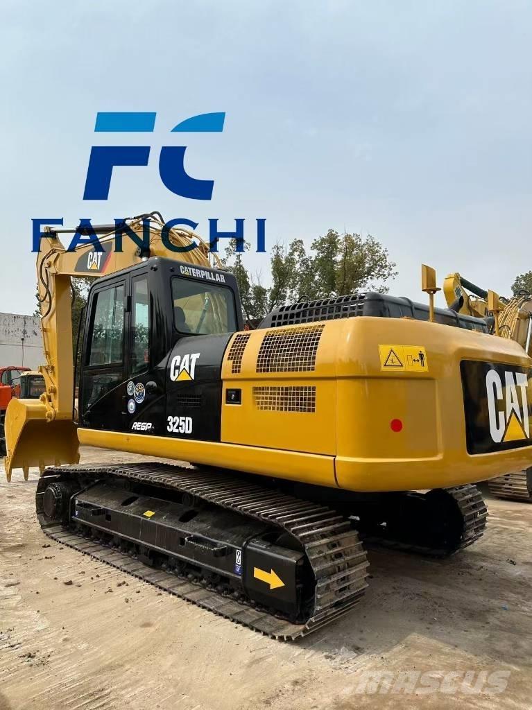 CAT 325 D Roomikekskavaatorid