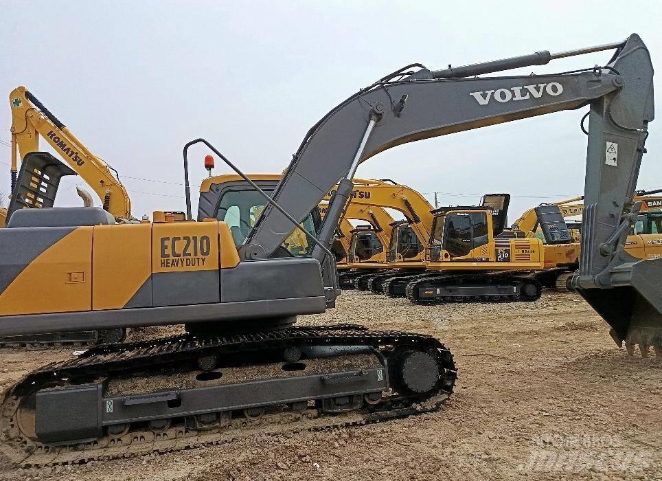 Volvo EC 210 Roomikekskavaatorid