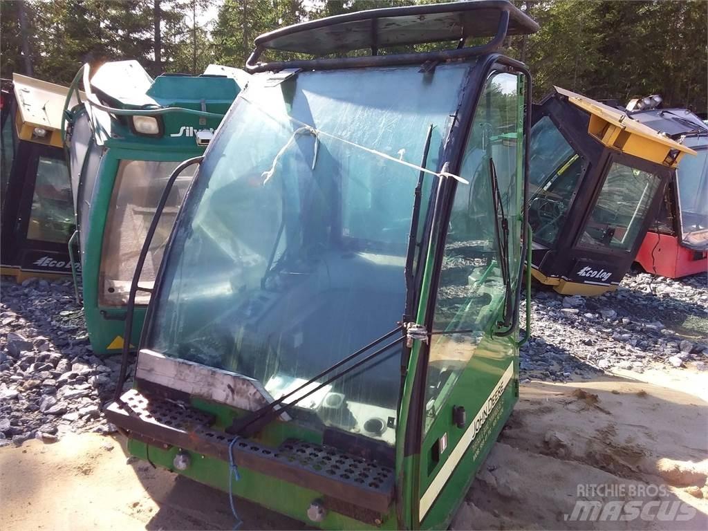John Deere 1470d Kabiinid