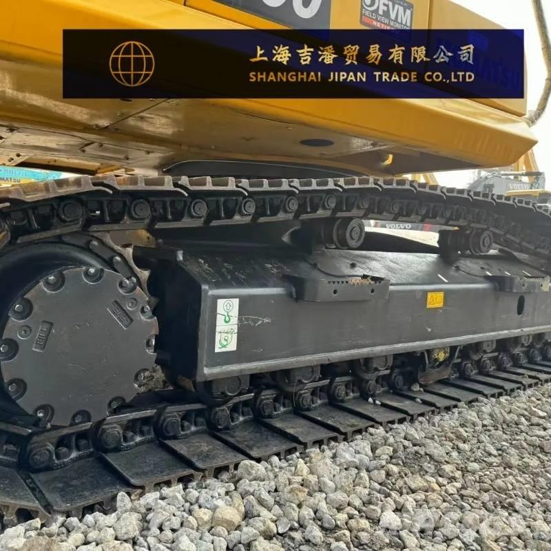 Komatsu PC 200-8 Roomikekskavaatorid
